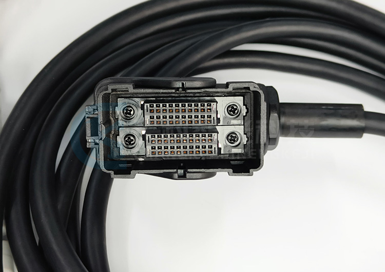 川崎机器人示教器线缆50979-0360L05